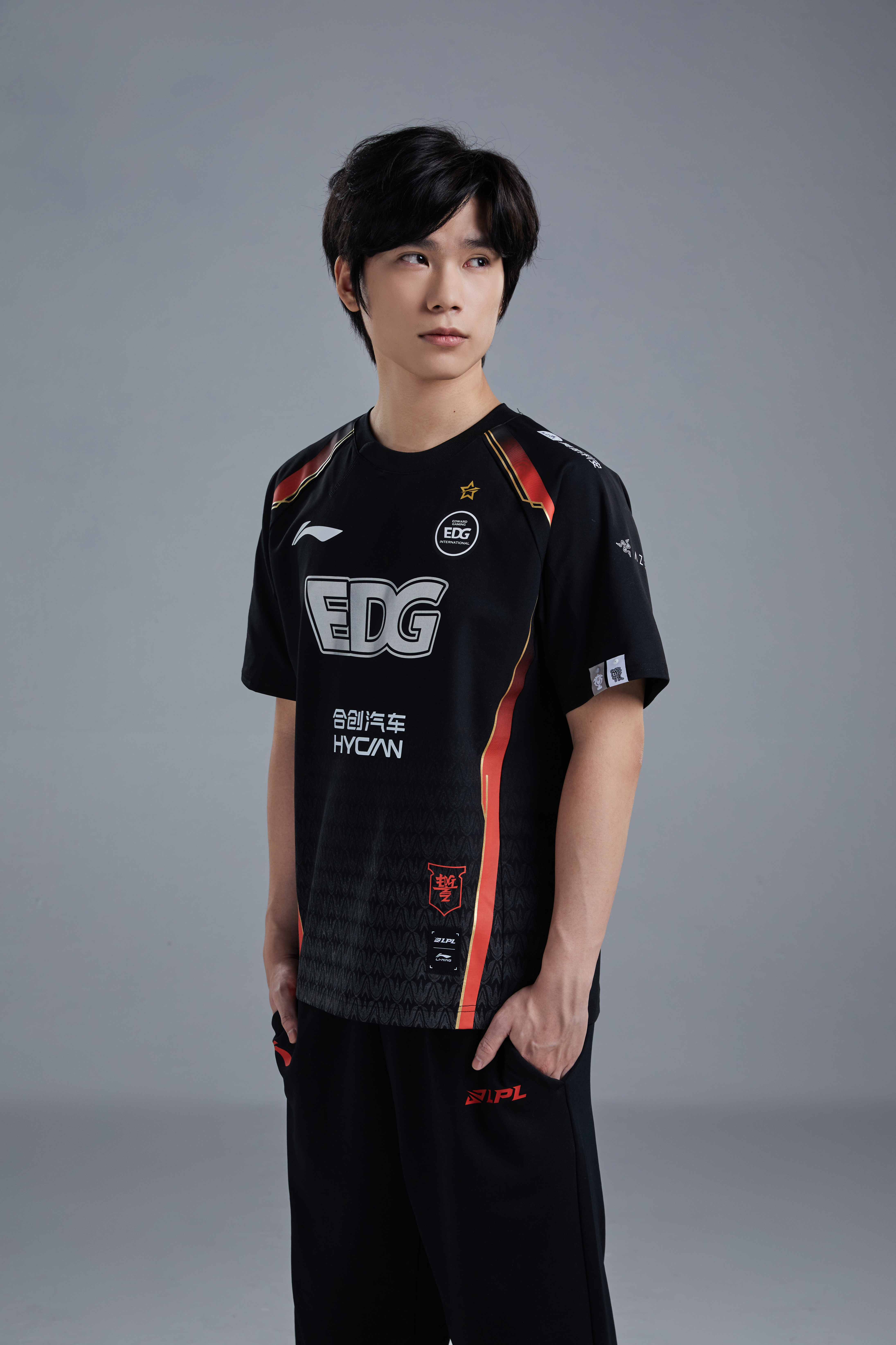 开云体育下载-SHR完胜EDG，Knight2关键制胜